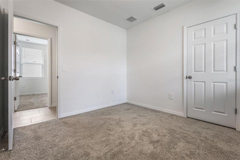 Casa en alquiler en Haines City, Florida, 4 dormitorios, 149.29 m2 № 1894073 - foto 16