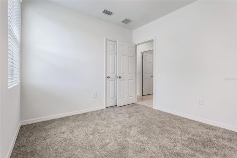 Casa en alquiler en Haines City, Florida, 4 dormitorios, 149.29 m2 № 1894073 - foto 15