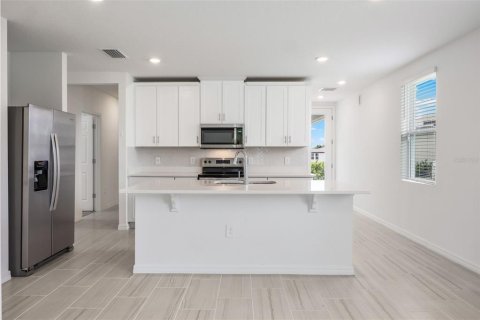 Casa en alquiler en Haines City, Florida, 4 dormitorios, 149.29 m2 № 1894073 - foto 9