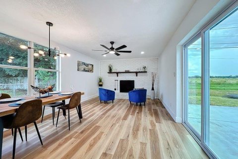 Casa en venta en Orlando, Florida, 4 dormitorios, 162.02 m2 № 1911086 - foto 23
