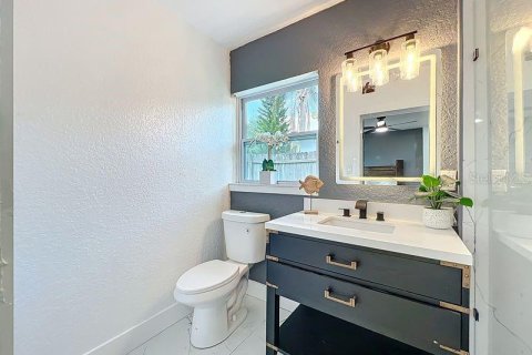 Casa en venta en Orlando, Florida, 4 dormitorios, 162.02 m2 № 1911086 - foto 29