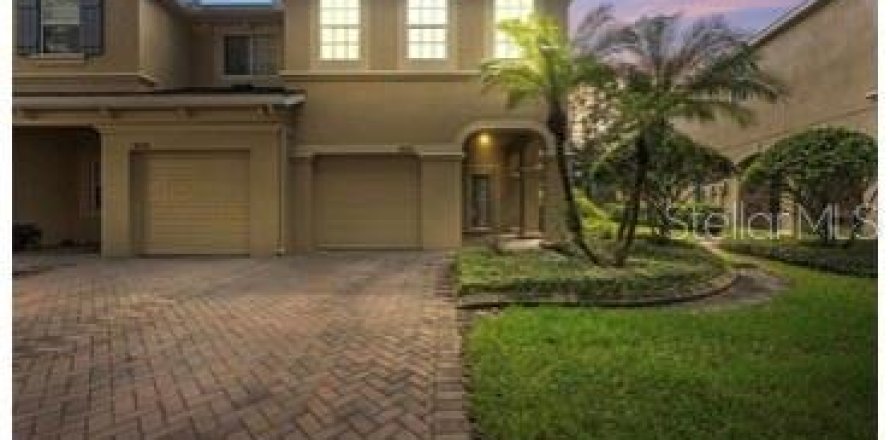 Adosado en Riverview, Florida 3 dormitorios, 169.27 m2 № 2096609