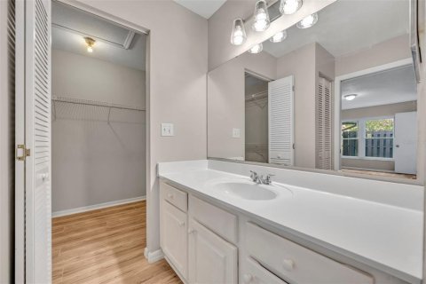 Adosado en venta en Kissimmee, Florida, 2 dormitorios, 96.43 m2 № 1795833 - foto 21
