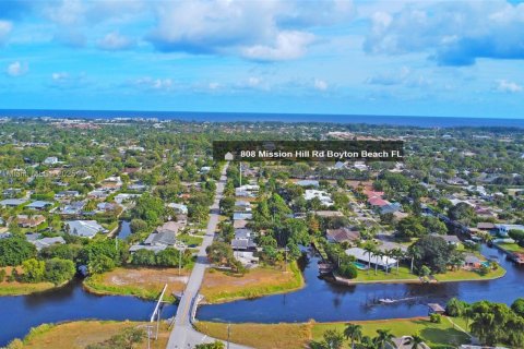 House in Boynton Beach, Florida 3 bedrooms, 138.24 sq.m. № 1463370 - photo 3