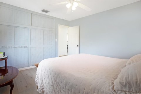 House in Boynton Beach, Florida 3 bedrooms, 138.24 sq.m. № 1463370 - photo 28