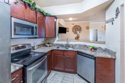 Condo in Orlando, Florida, 2 bedrooms  № 1869499 - photo 3