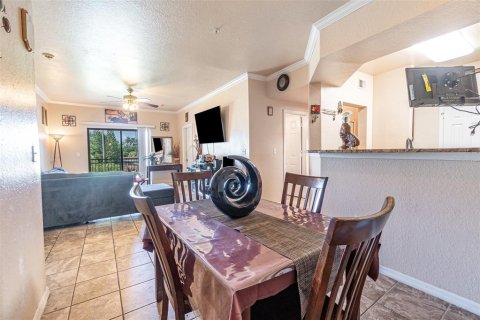 Condo in Orlando, Florida, 2 bedrooms  № 1869499 - photo 7