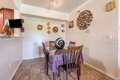 Condo in Orlando, Florida, 2 bedrooms  № 1869499 - photo 8