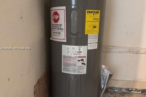 Townhouse in Cooper City, Florida 3 bedrooms, 154.78 sq.m. № 2057901 - photo 15