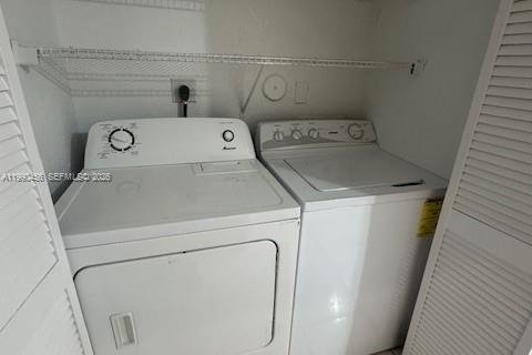 Townhouse in Cooper City, Florida 3 bedrooms, 154.78 sq.m. № 2057901 - photo 25