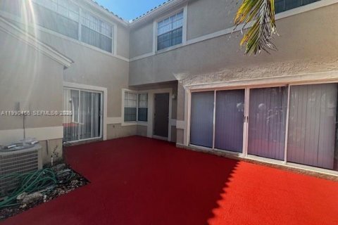 Townhouse in Cooper City, Florida 3 bedrooms, 154.78 sq.m. № 2057901 - photo 4