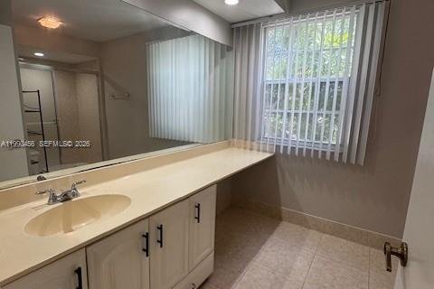 Townhouse in Cooper City, Florida 3 bedrooms, 154.78 sq.m. № 2057901 - photo 20