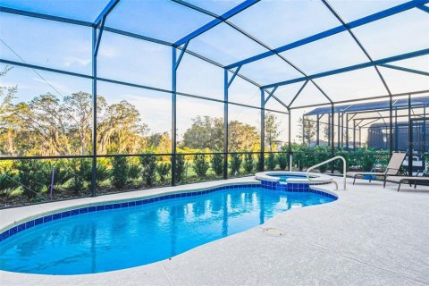 House in Davenport, Florida 5 bedrooms, 273.32 sq.m. № 1858229 - photo 20
