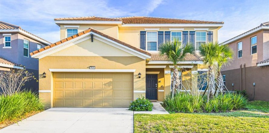 House in Davenport, Florida 5 bedrooms, 273.32 sq.m. № 1858229