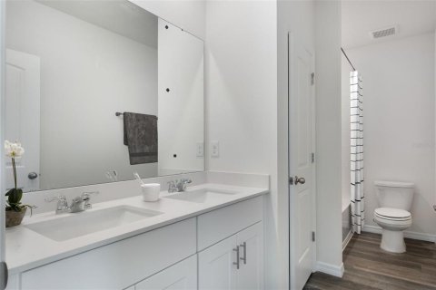 Casa en venta en Winter Garden, Florida, 4 dormitorios, 231.7 m2 № 1905576 - foto 5