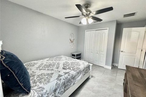 Villa ou maison à louer à Kissimmee, Floride: 2 chambres, 83.61 m2 № 1767873 - photo 19