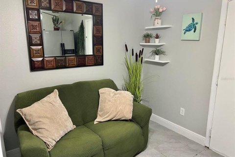 Villa ou maison à louer à Kissimmee, Floride: 2 chambres, 83.61 m2 № 1767873 - photo 11