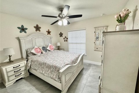 Villa ou maison à louer à Kissimmee, Floride: 2 chambres, 83.61 m2 № 1767873 - photo 16