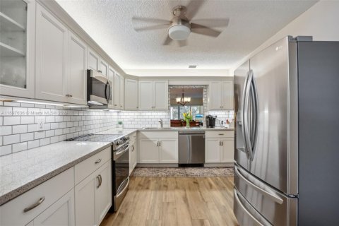 Condominio en venta en Stuart, Florida, 2 dormitorios, 127.28 m2 № 1738475 - foto 4