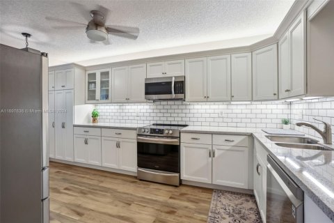 Condominio en venta en Stuart, Florida, 2 dormitorios, 127.28 m2 № 1738475 - foto 5