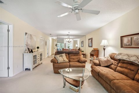 Condominio en venta en Stuart, Florida, 2 dormitorios, 127.28 m2 № 1738475 - foto 12