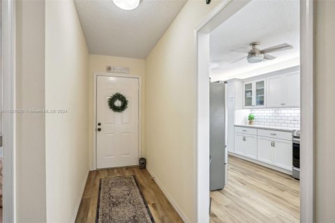 Condominio en venta en Stuart, Florida, 2 dormitorios, 127.28 m2 № 1738475 - foto 3