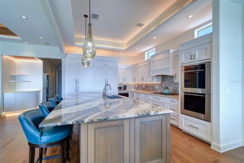 Casa en venta en Saint Petersburg, Florida, 4 dormitorios, 374.21 m2 № 1570062 - foto 17