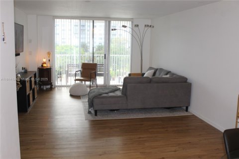 Condo in Aventura, Florida, 2 bedrooms  № 1780174 - photo 3
