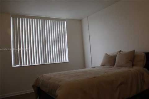Condo in Aventura, Florida, 2 bedrooms  № 1780174 - photo 23