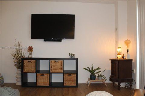 Condo in Aventura, Florida, 2 bedrooms  № 1780174 - photo 6
