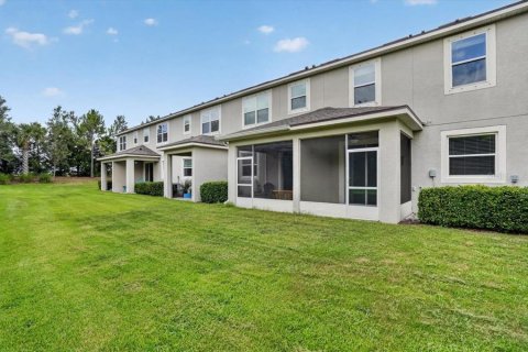 Townhouse in HARMONY AT LAKEWOOD RANCH in Bradenton, Florida 3 bedrooms, 140.47 sq.m. № 2197126 - photo 25