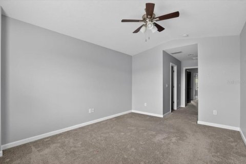 Townhouse in HARMONY AT LAKEWOOD RANCH in Bradenton, Florida 3 bedrooms, 140.47 sq.m. № 2197126 - photo 21