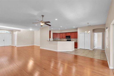 House in Lakeland, Florida 5 bedrooms, 265.33 sq.m. № 1804107 - photo 17