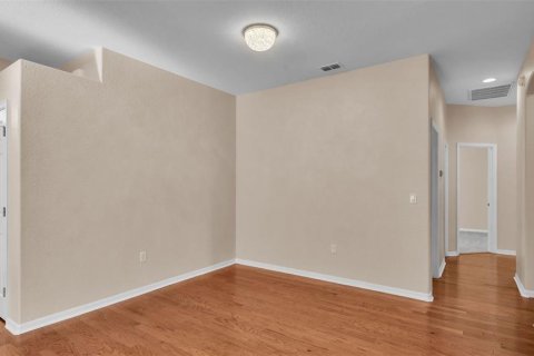 House in Lakeland, Florida 5 bedrooms, 265.33 sq.m. № 1804107 - photo 13