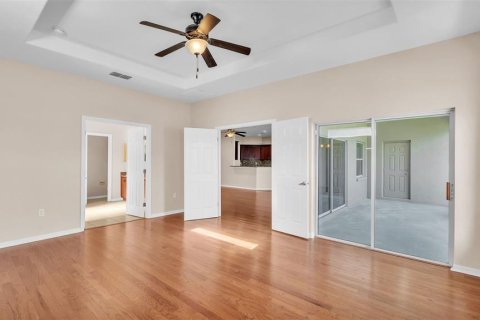 House in Lakeland, Florida 5 bedrooms, 265.33 sq.m. № 1804107 - photo 28