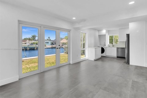 Immobilier commercial à vendre à North Miami, Floride № 1814440 - photo 5
