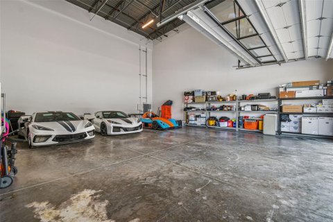 Propiedad comercial en venta en Tampa, Florida, 133.31 m2 № 1870760 - foto 9