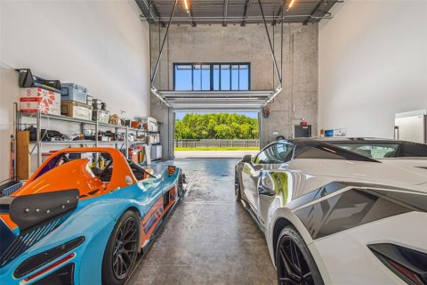 Propiedad comercial en venta en Tampa, Florida, 133.31 m2 № 1870760 - foto 14
