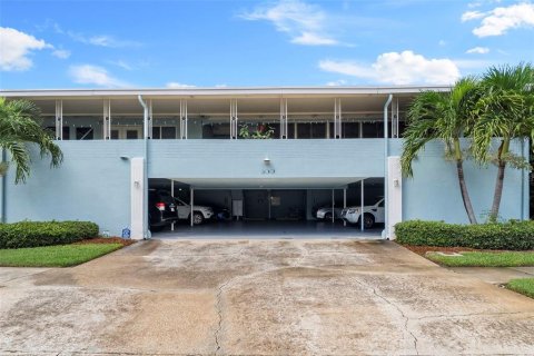 Condo in Clearwater, Florida, 2 bedrooms № 2361158 - photo 5