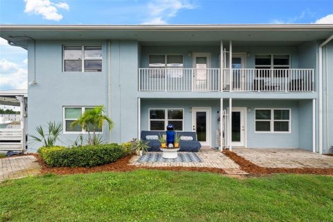 Condo in Clearwater, Florida, 2 bedrooms № 2361158 - photo 2