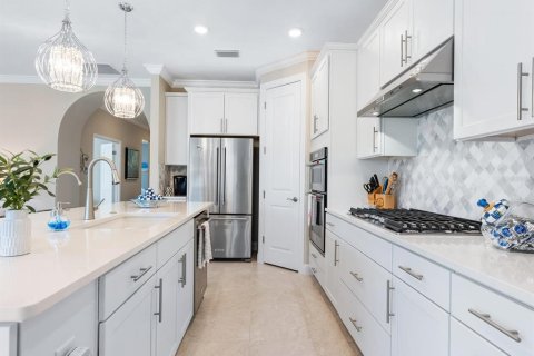 House in Sarasota, Florida 3 bedrooms, 171.87 sq.m. № 1565693 - photo 11