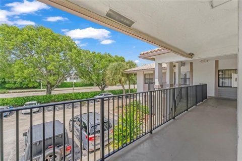 Copropriété à vendre à Coral Springs, Floride: 3 chambres, 100.33 m2 № 1891996 - photo 10