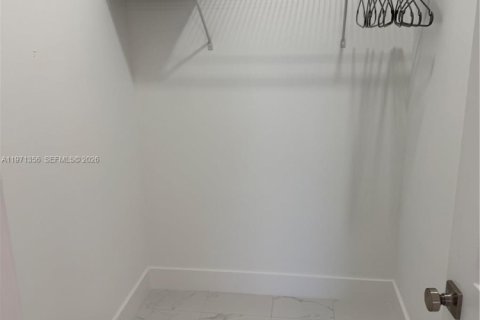 Снять в аренду виллу или дом в Пунта-Горда, Флорида 3 спальни, 111.48м2, № 2040363 - фото 15