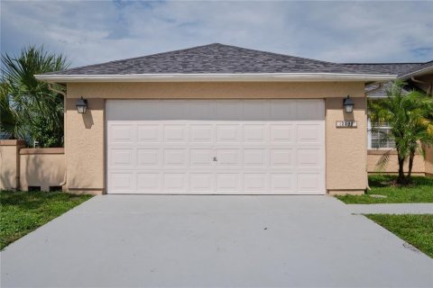 Villa ou maison à louer à Port Charlotte, Floride: 3 chambres, 149.76 m2 № 1877122 - photo 3