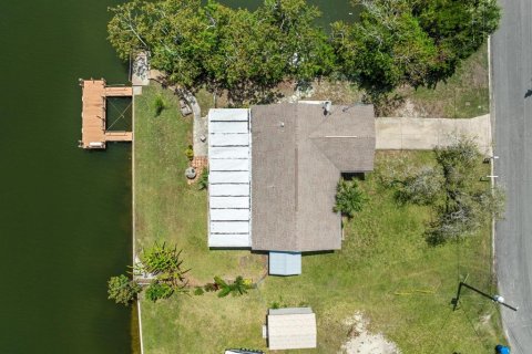 House in Hernando Beach, Florida 3 bedrooms, 113.15 sq.m. № 1823247 - photo 3