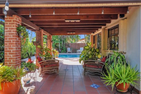Villa ou maison à vendre à Hialeah, Floride: 4 chambres, 152.17 m2 № 1964927 - photo 30