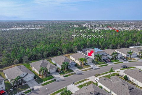 House in New Smyrna Beach, Florida 4 bedrooms, 182.18 sq.m. № 2235550 - photo 11