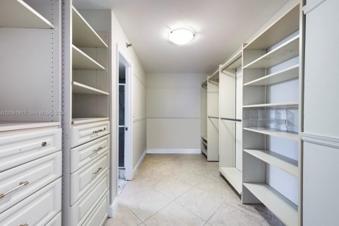 Condo in Miami, Florida, 2 bedrooms № 2176562 - photo 20