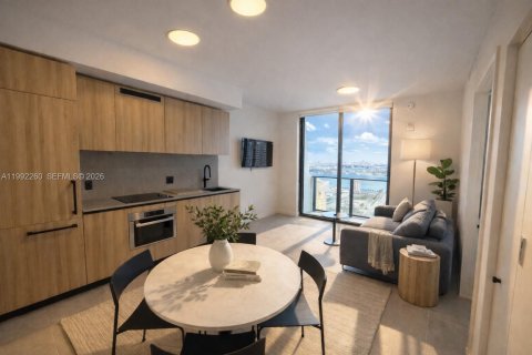 Condo in Miami, Florida, 1 bedroom  № 2056143