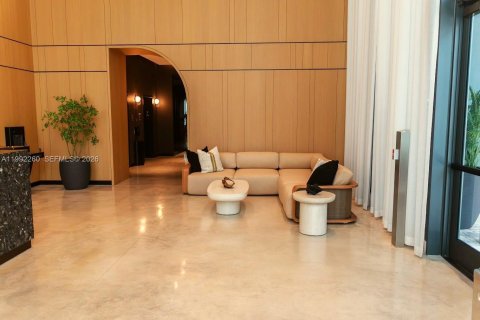 Condo in Miami, Florida, 1 bedroom  № 2056143 - photo 8